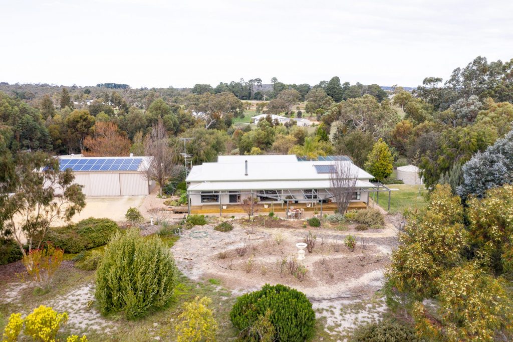 H and T Sismey property