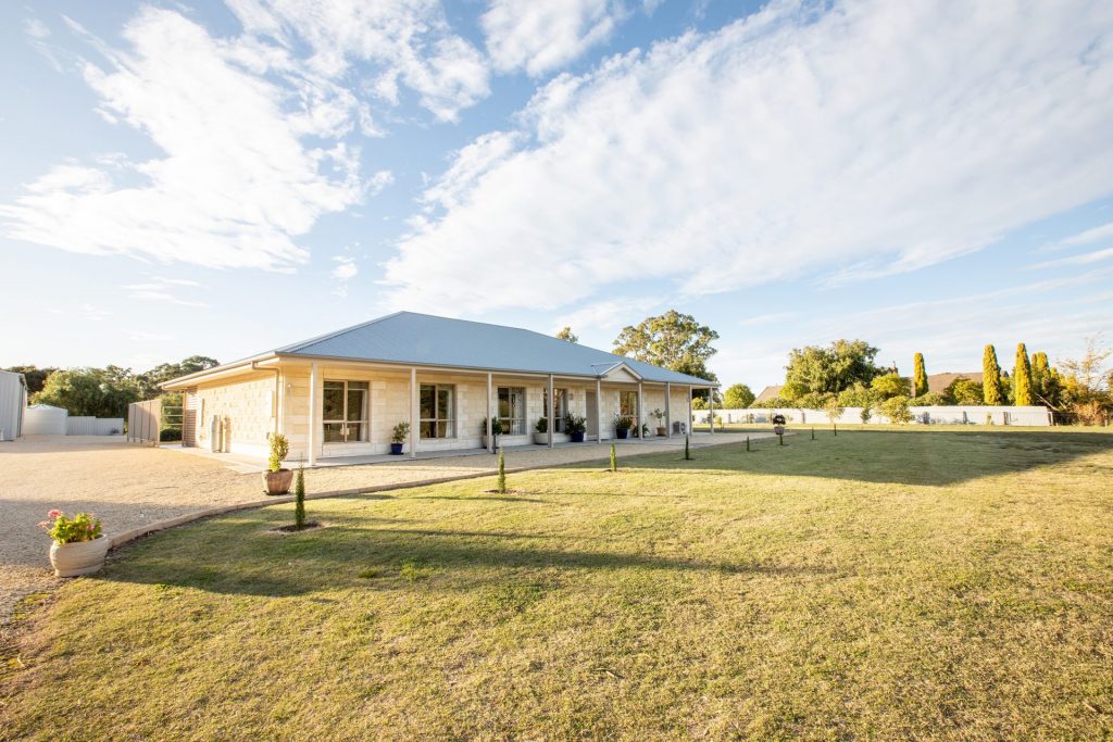 S and J Leitch property