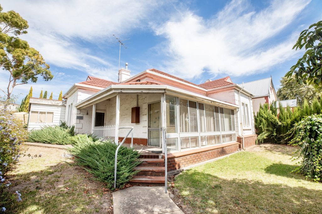 K Ponniah property