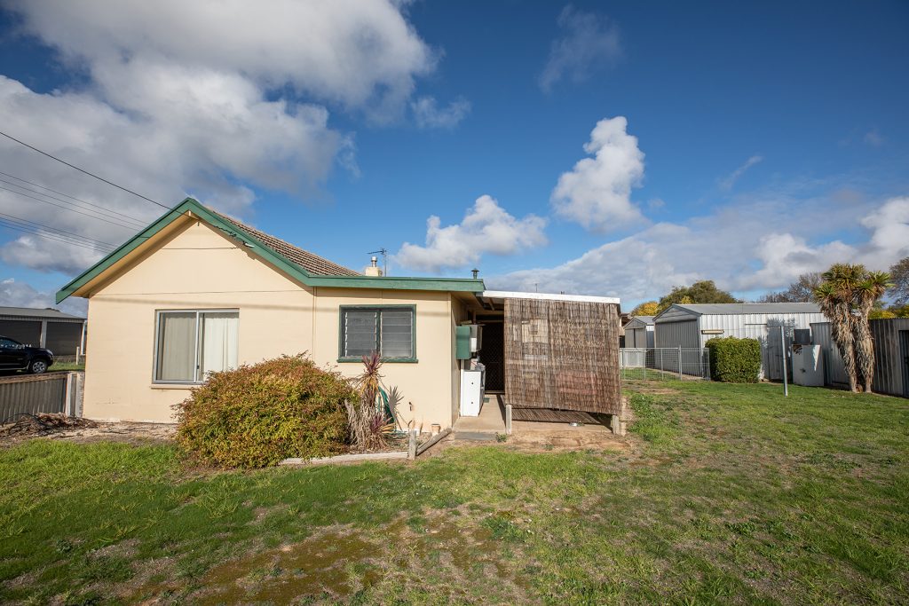 S Olsen property