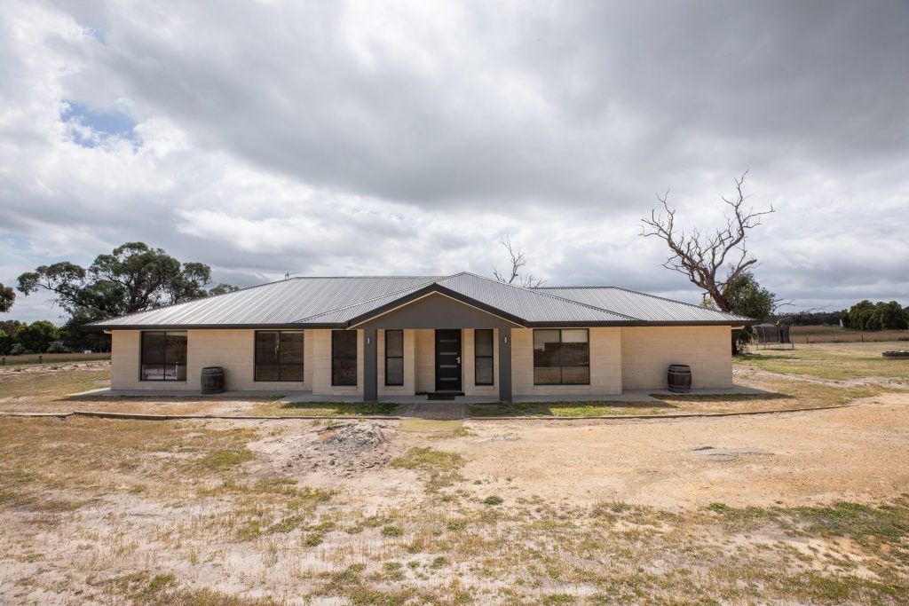 H Dempsey property