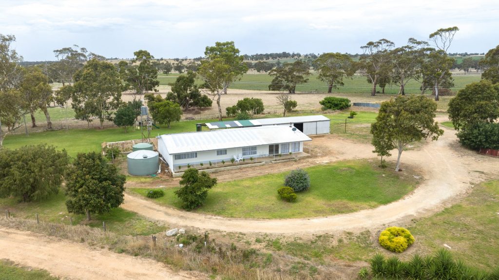 J Congdon property